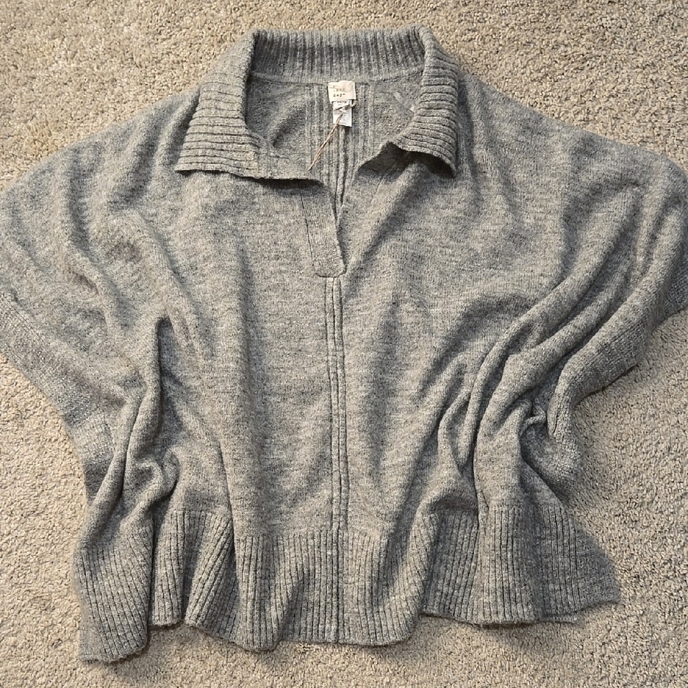Gray Collared Women's Sweater